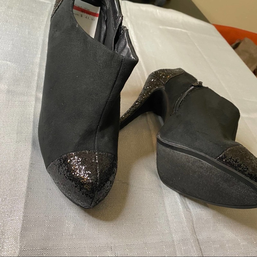 Rampage black heeled bootie/shoe size 9.5
